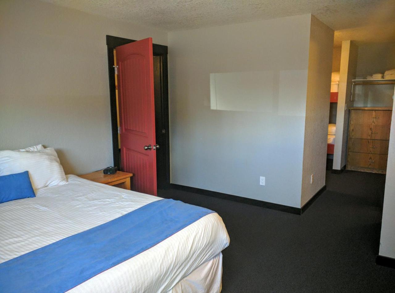 Hotel The Bulldog Silver Star